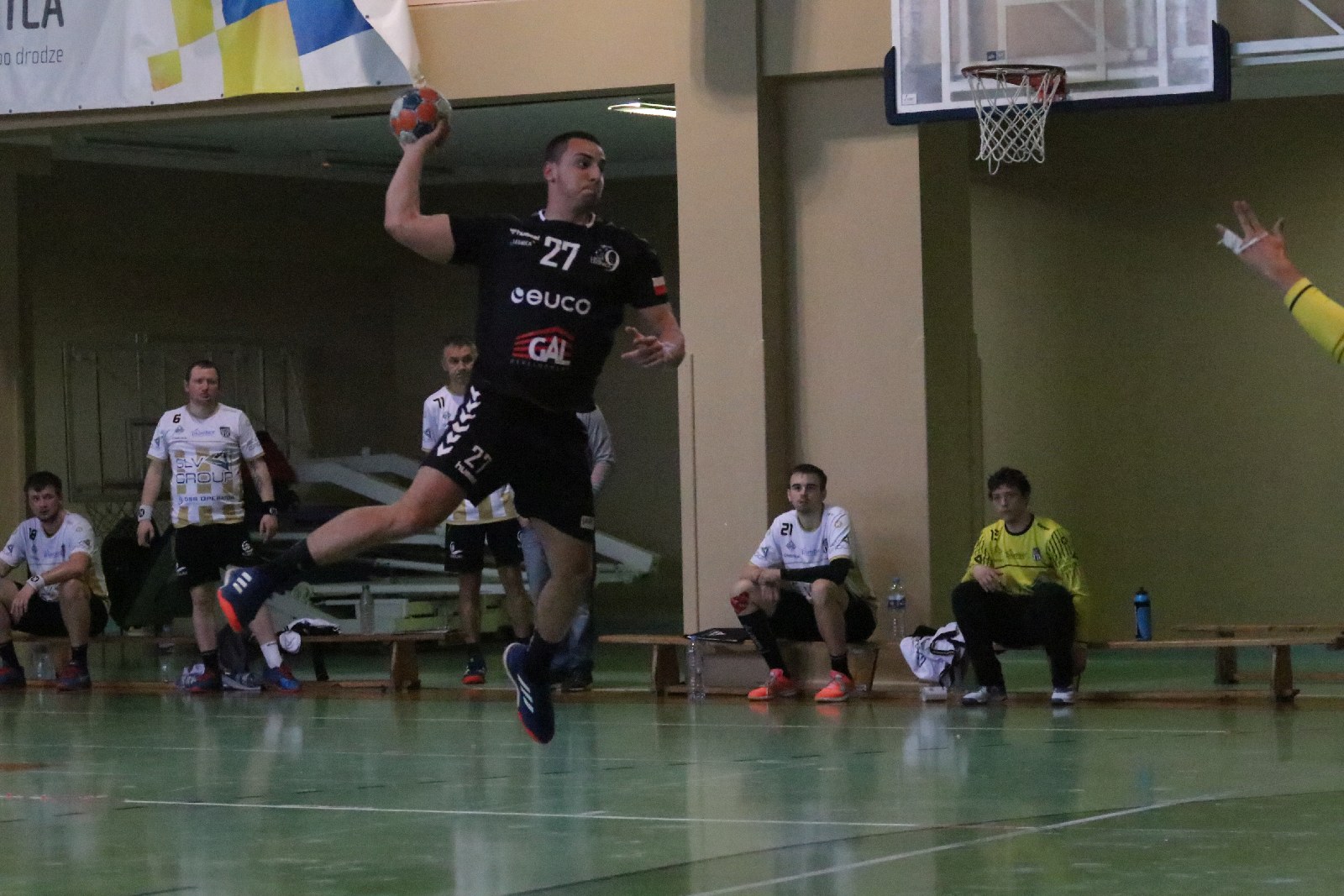 Pewne zwycięstwo Dziewiątki Legnica z drużyną z Oleśnicy