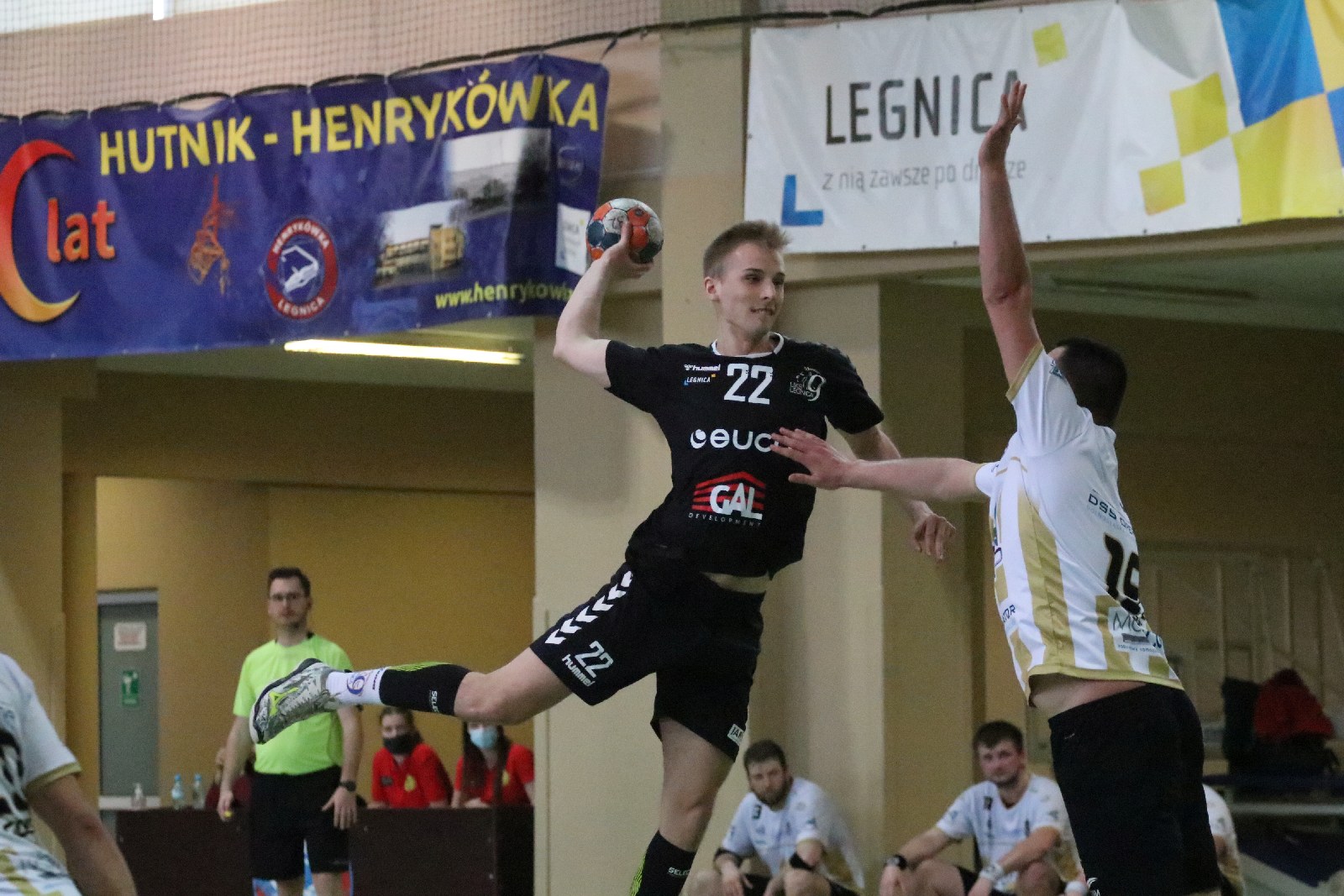 Pewne zwycięstwo Dziewiątki Legnica z drużyną z Oleśnicy