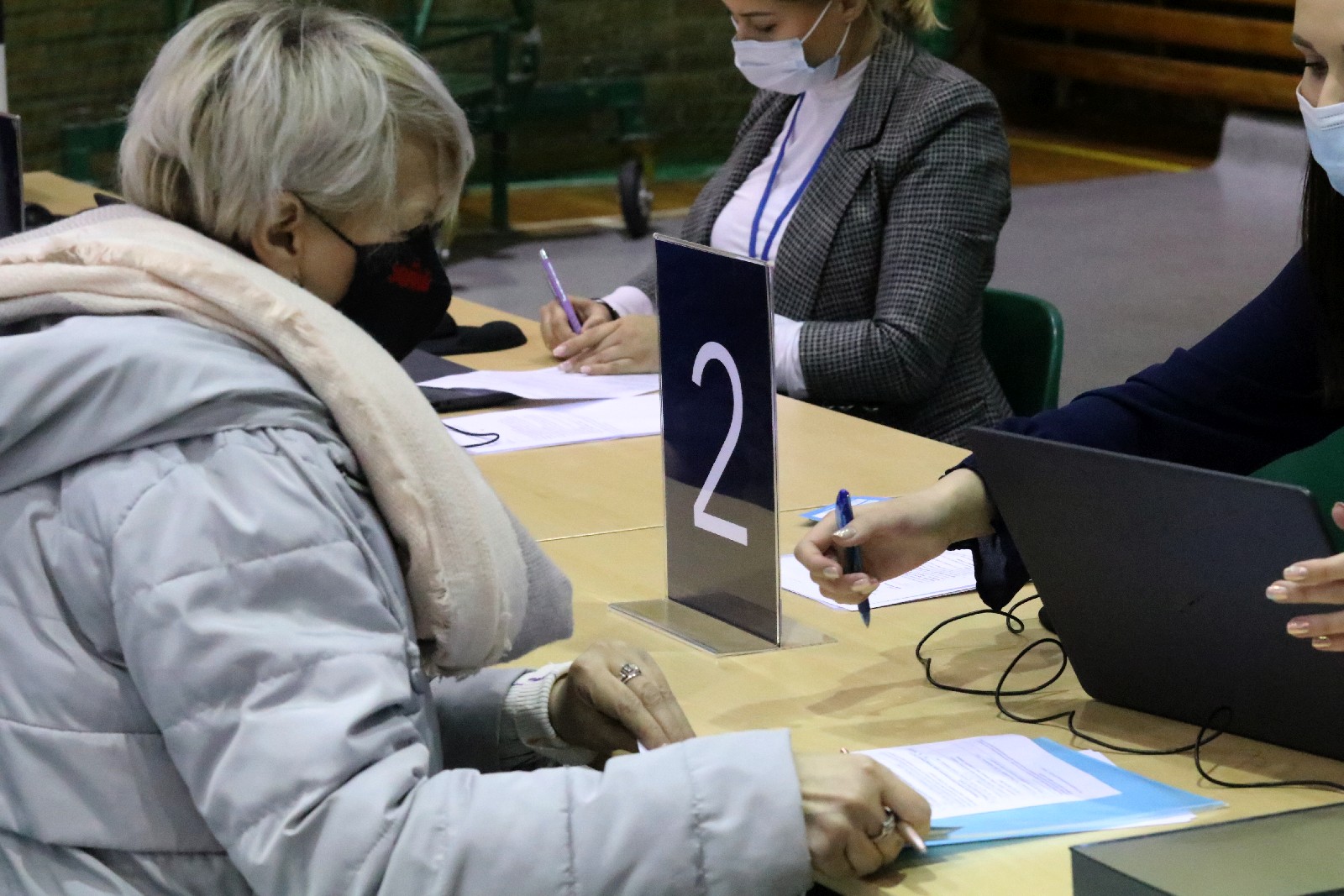 Ruszyły szczepienia w Punkcie Szczepień Powszechnych w Legnicy