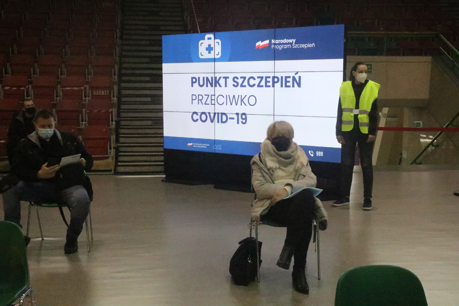 Ruszyły szczepienia w Punkcie Szczepień Powszechnych w Legnicy