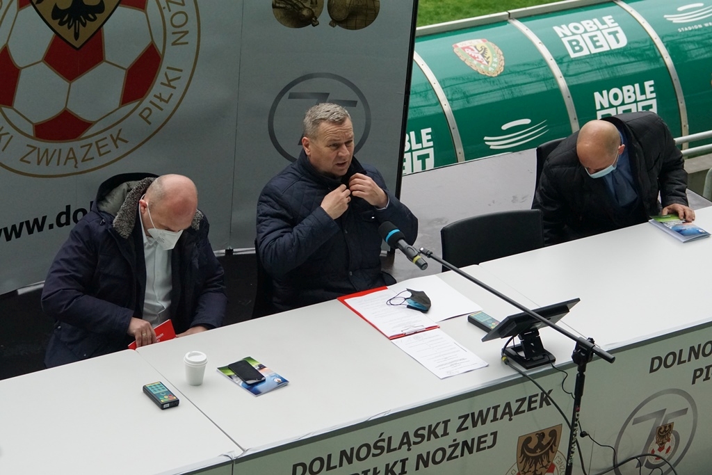Andrzej Padewski nadal rządzi dolnośląskim futbolem