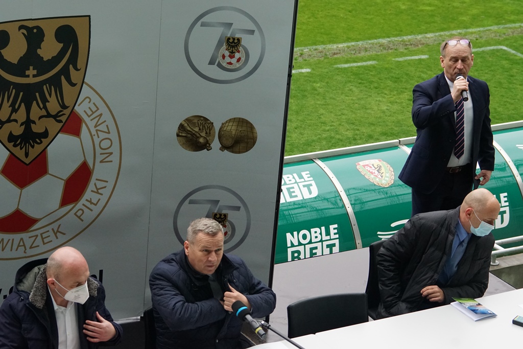 Andrzej Padewski nadal rządzi dolnośląskim futbolem