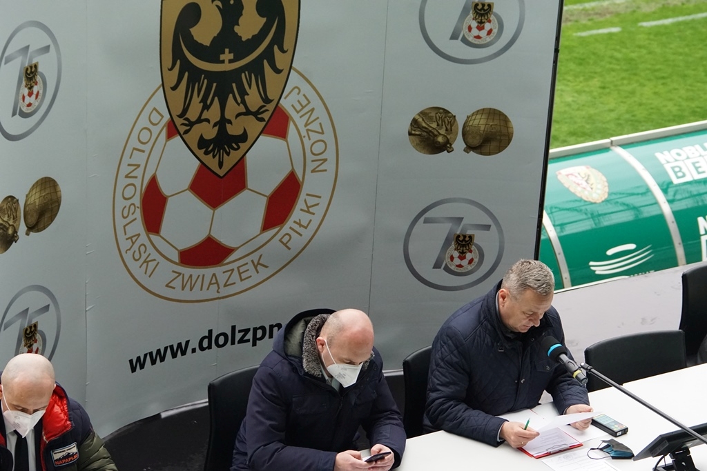 Andrzej Padewski nadal rządzi dolnośląskim futbolem