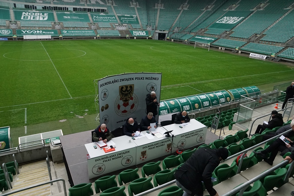 Andrzej Padewski nadal rządzi dolnośląskim futbolem