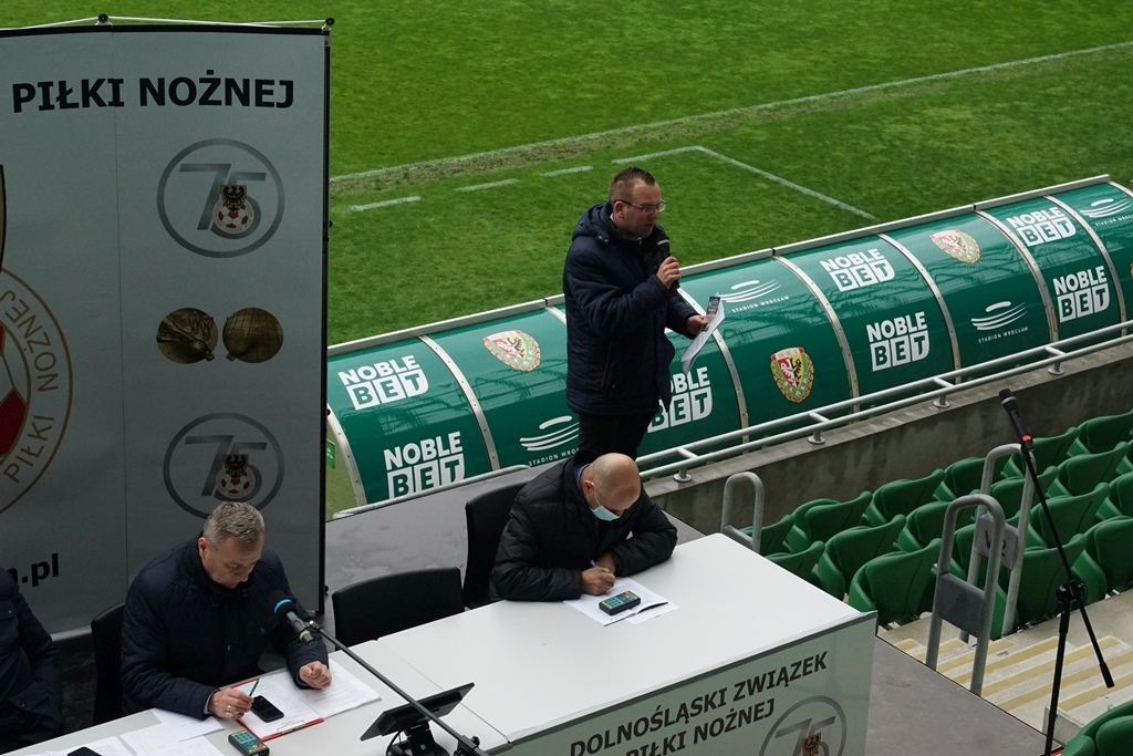 Andrzej Padewski nadal rządzi dolnośląskim futbolem