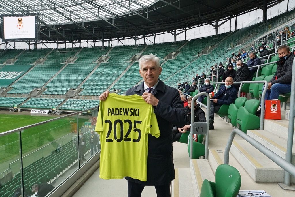 Andrzej Padewski nadal rządzi dolnośląskim futbolem