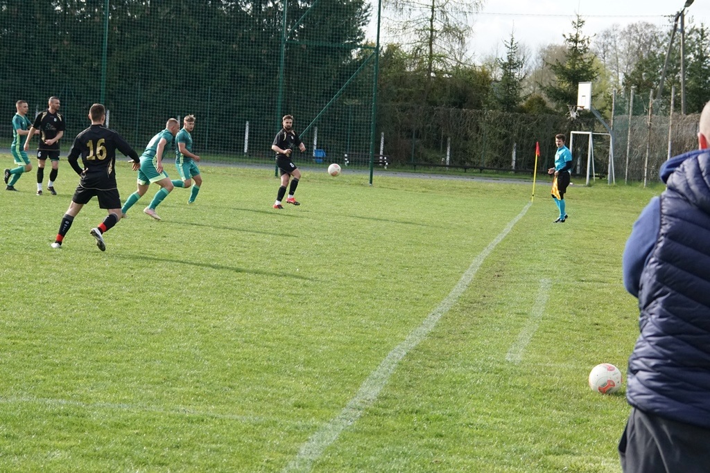 Kaczawa Bieniowice przegrała na wyjeździe z Iskrą Księginice
