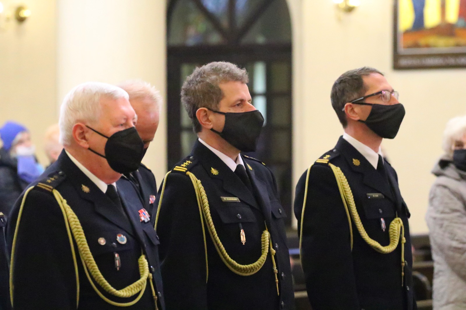 Uroczysta msza z okazji Dnia Strażaka w kościele na Piekarach