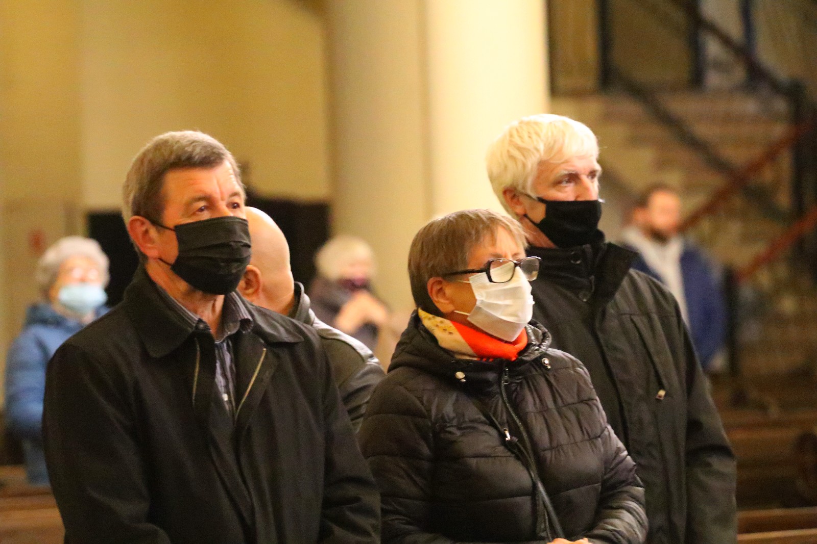 Uroczysta msza z okazji Dnia Strażaka w kościele na Piekarach
