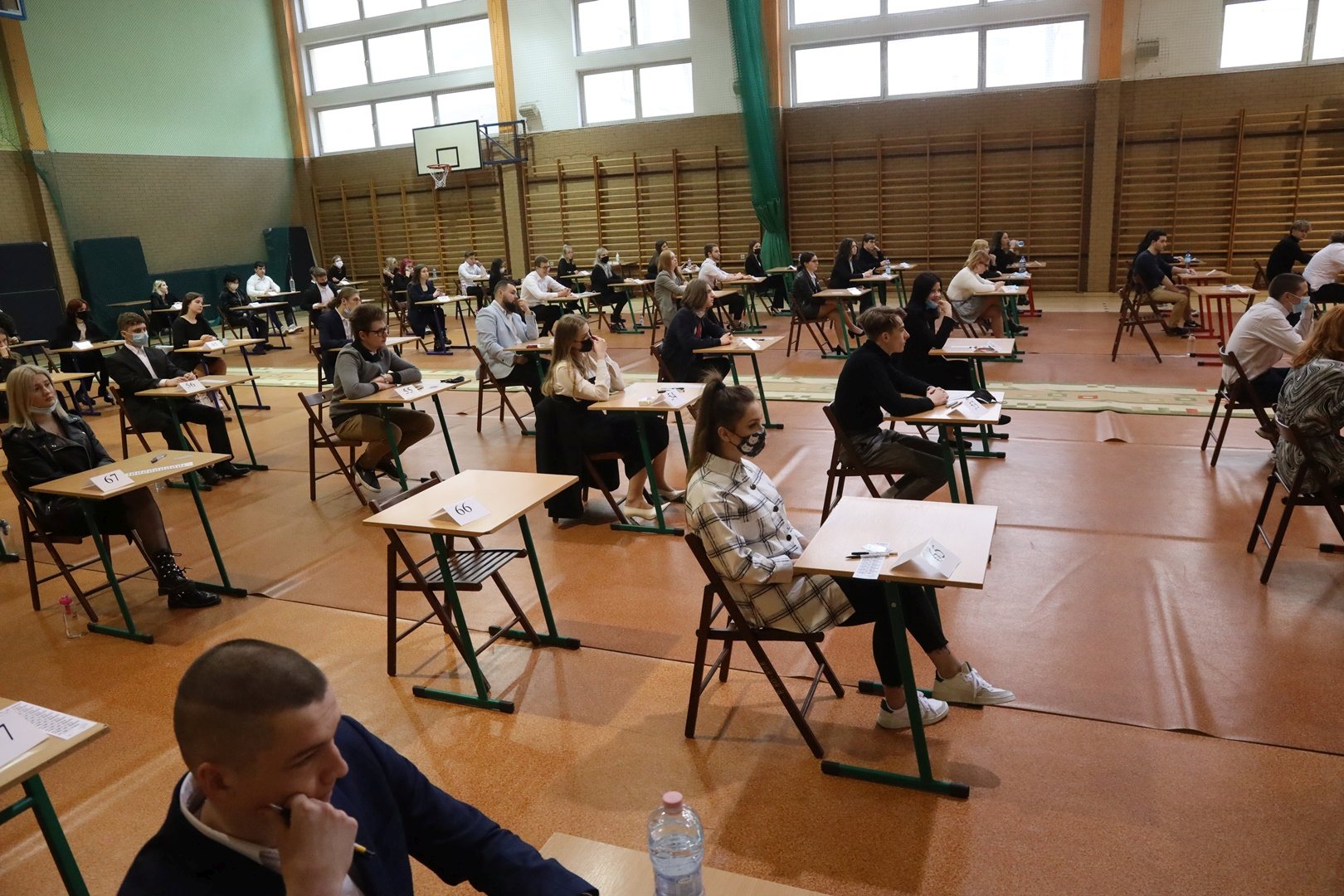 W V Liceum Ogólnokształcącym rozpoczął się egzamin maturalny