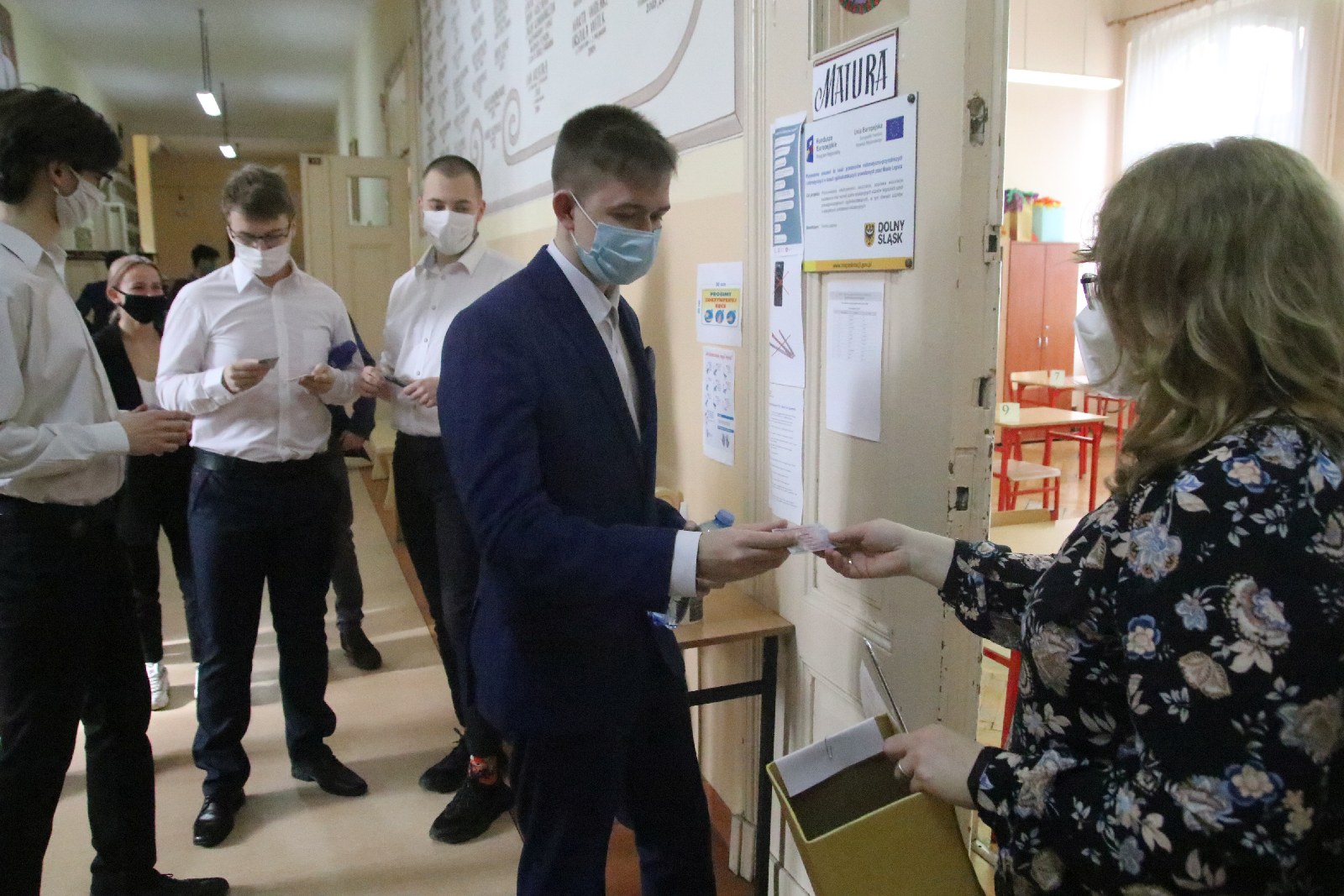 Maturzyści z I Liceum Ogólnokształcącego przystąpili do matury