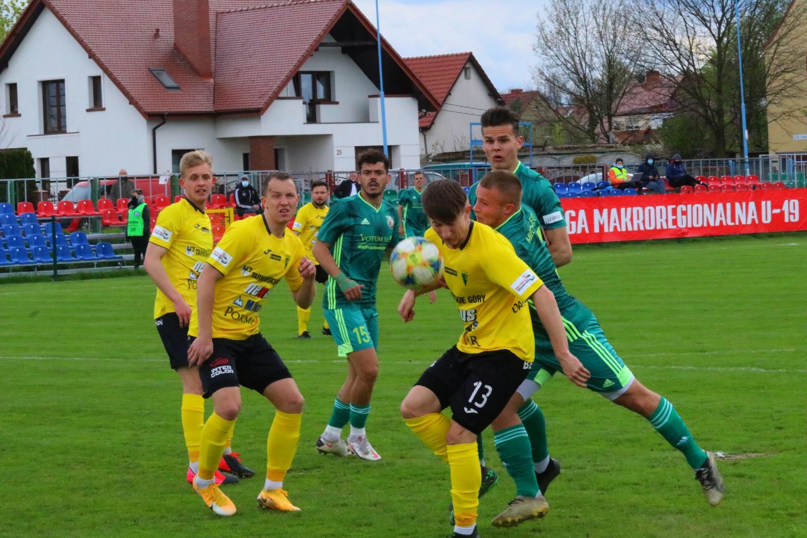 Ważne trzy punkty drużyny Wojciecha Łobodzińskiego