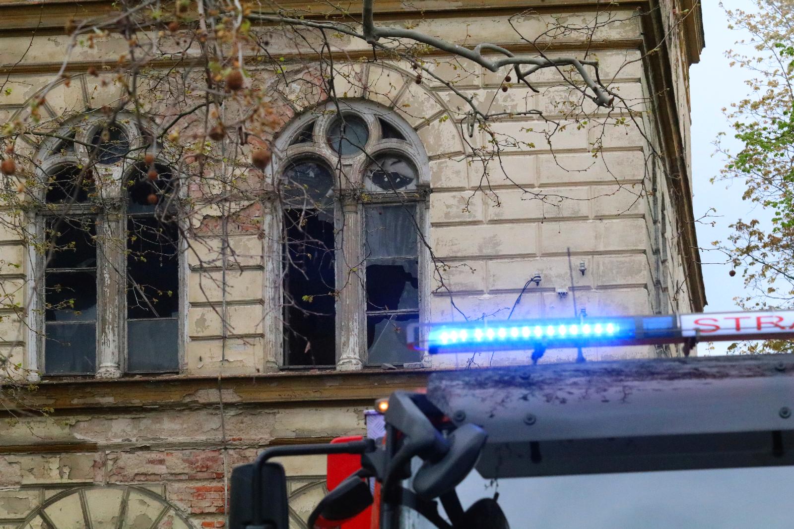 Pożar zabytkowego budynku, w którym był radziecki szpital