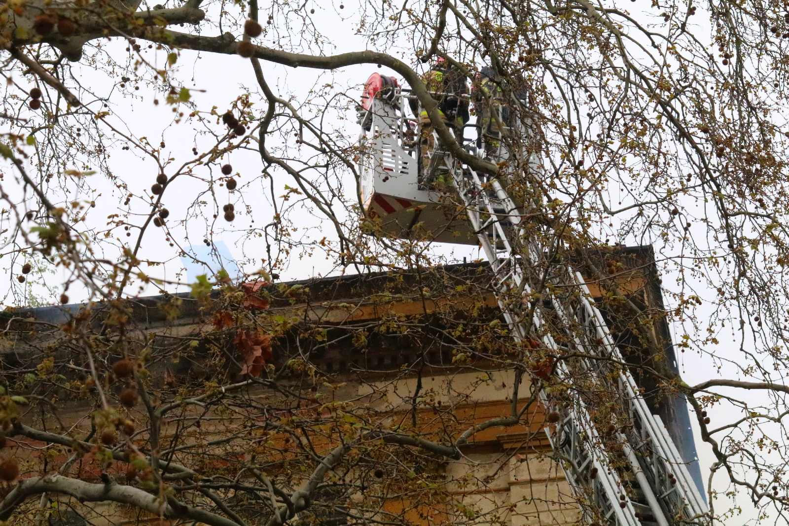 Pożar zabytkowego budynku, w którym był radziecki szpital
