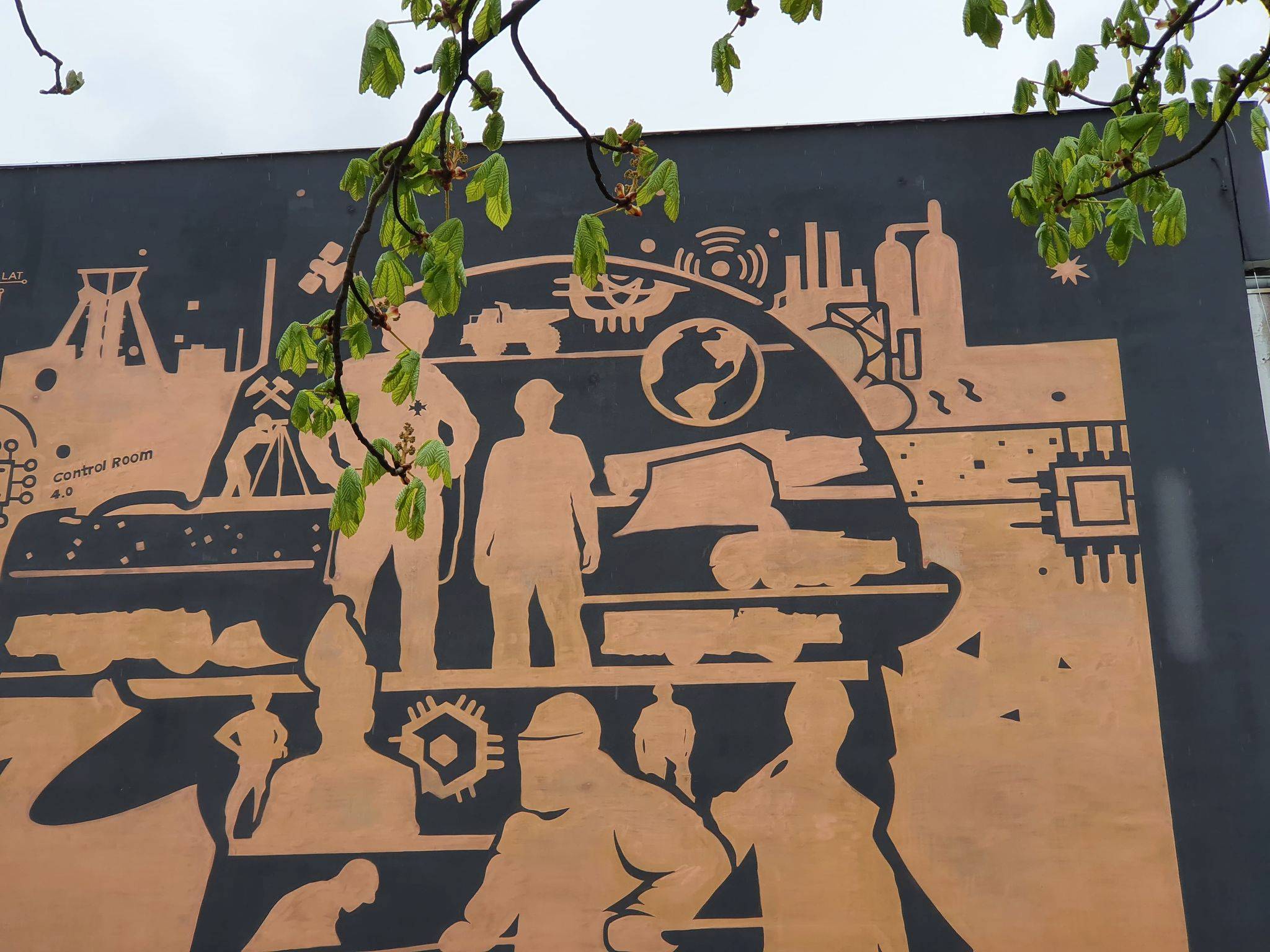 Zobacz mural miedzią malowany z okazji jubileuszu KGHM