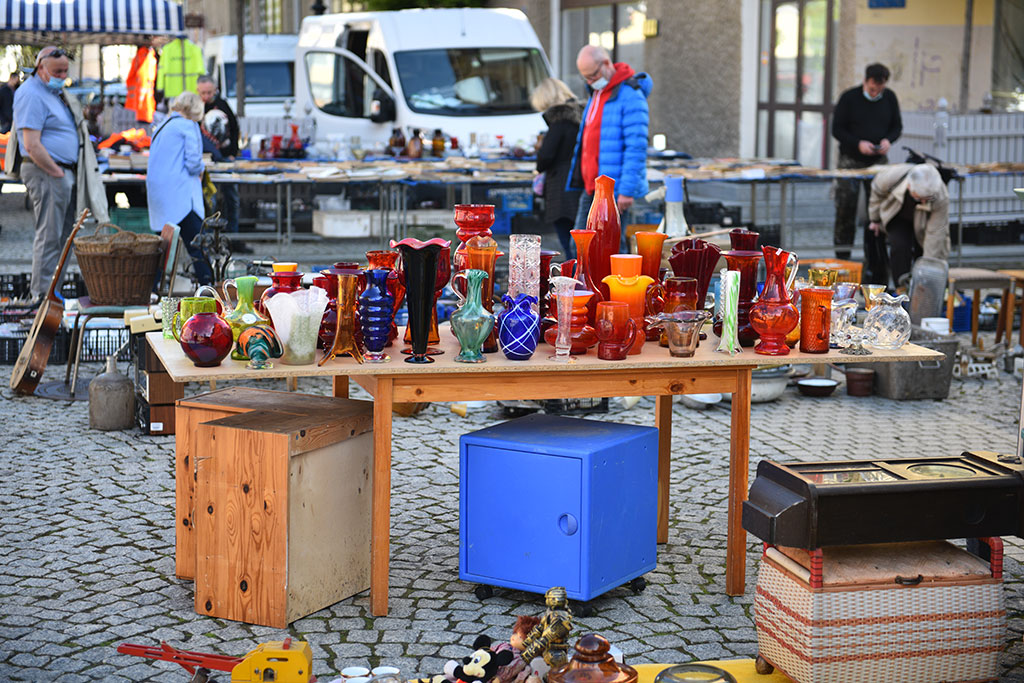 Majowy Jarmark Staroci przyciągnął tłumy kupujących
