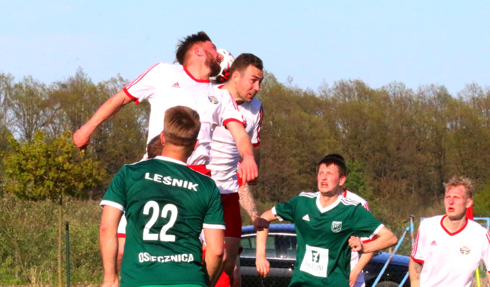 Przełamanie w Szczedrzykowicach. Orkan wygrał z Leśnikiem