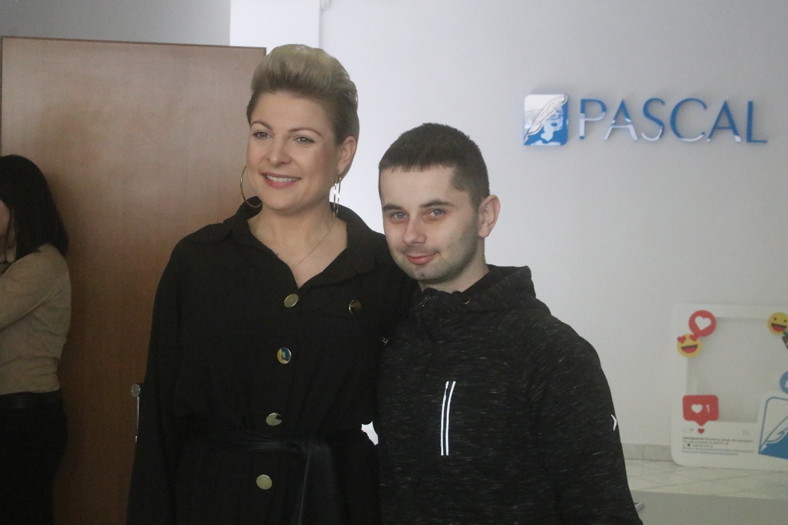 Wokalistka zespołu „Piękni i Młodzi” gościła w Legnicy
