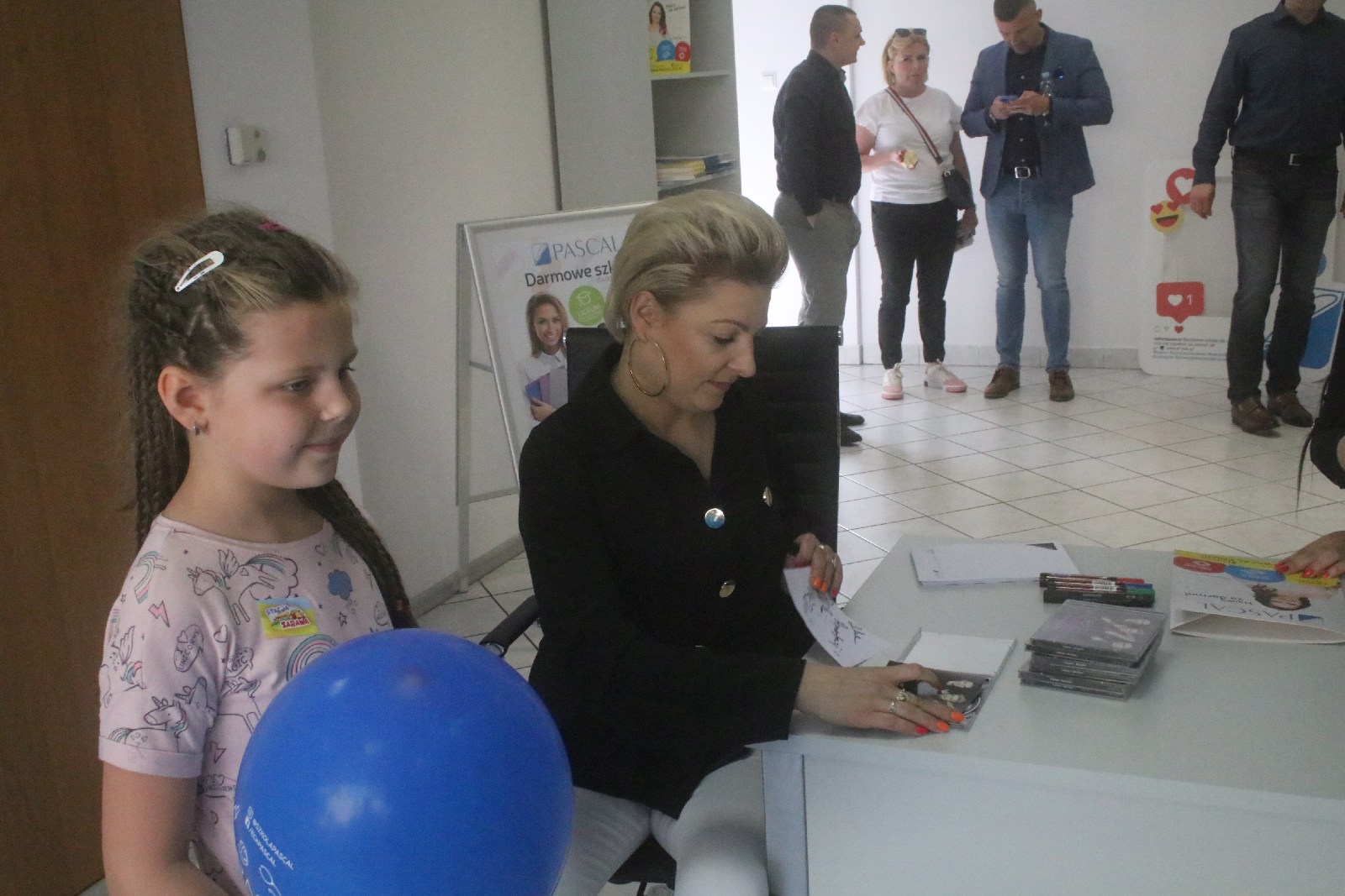 Wokalistka zespołu „Piękni i Młodzi” gościła w Legnicy