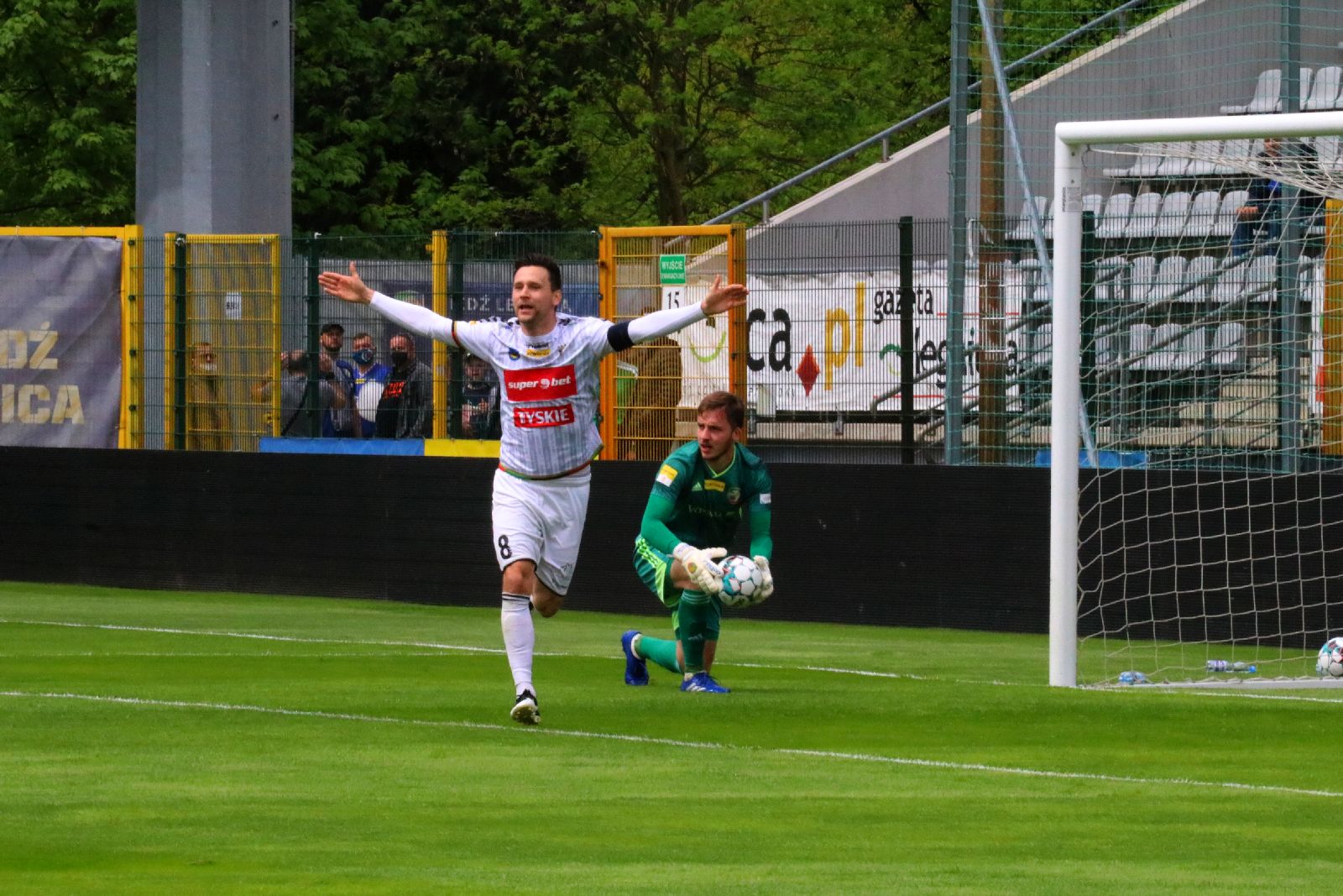 Miedź przegrała na własnym boisku z drużyną GKS Tychy