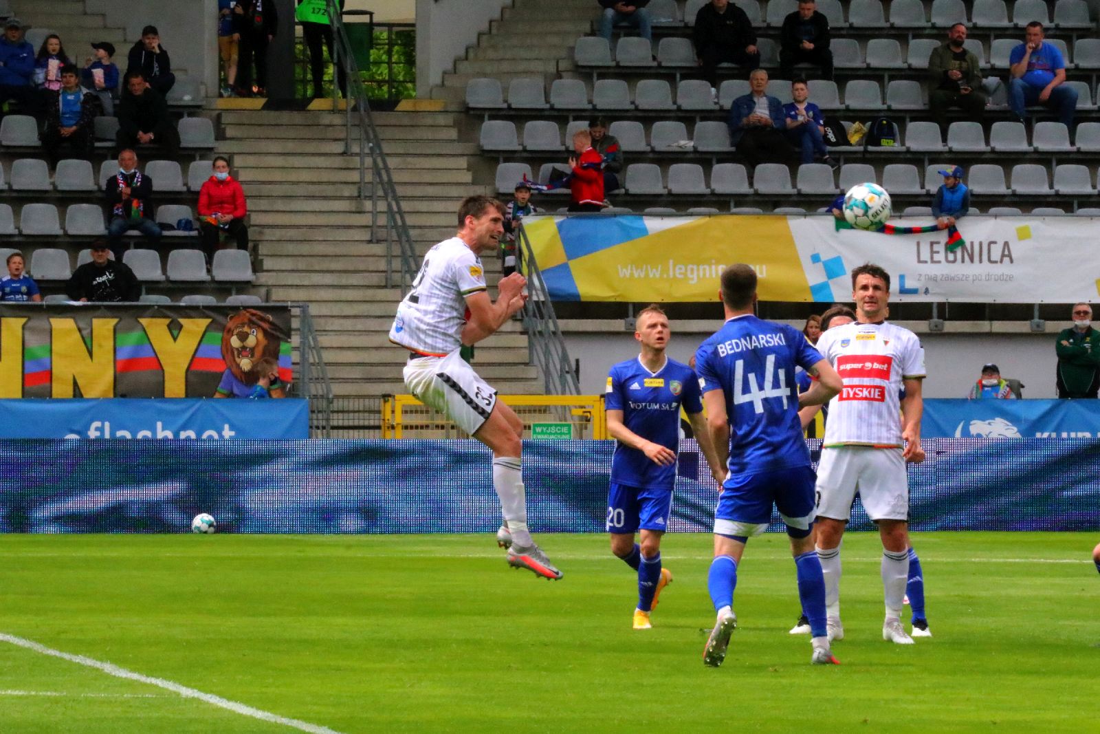 Miedź przegrała na własnym boisku z drużyną GKS Tychy