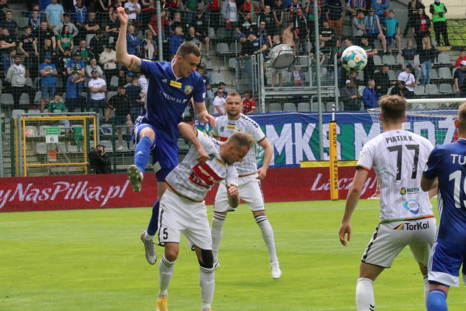 Miedź przegrała na własnym boisku z drużyną GKS Tychy