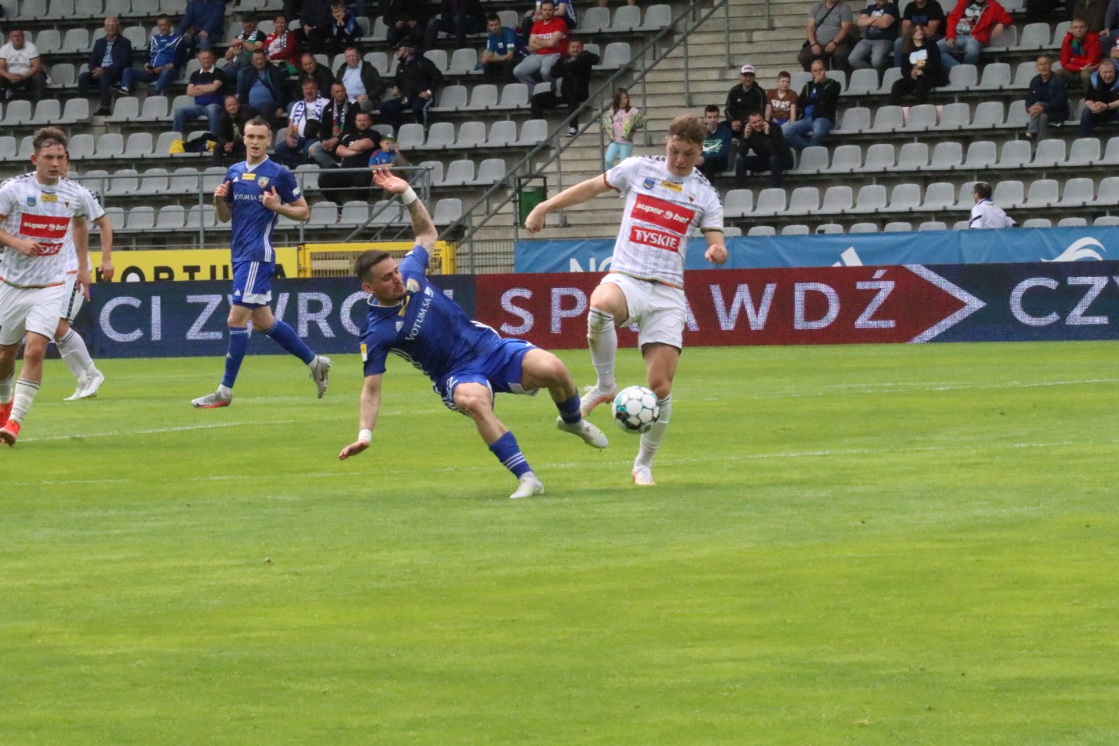 Miedź przegrała na własnym boisku z drużyną GKS Tychy