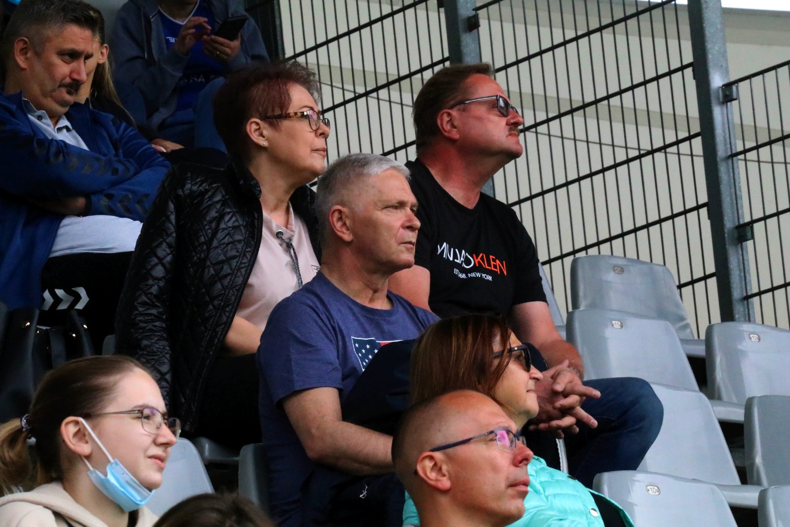 Kibice wrócili na trybuny stadionu Miedzi Legnica