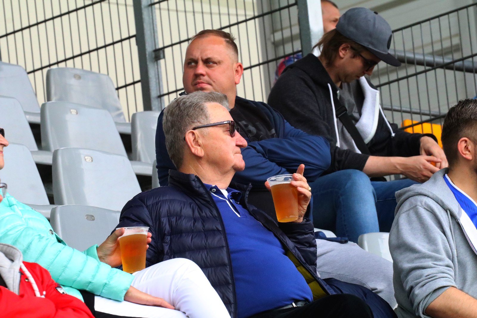 Kibice wrócili na trybuny stadionu Miedzi Legnica