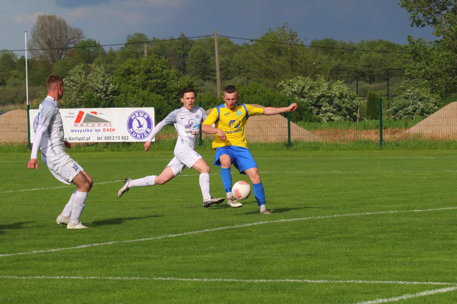 Gryf bez szans w starciu z Mewą Kunice