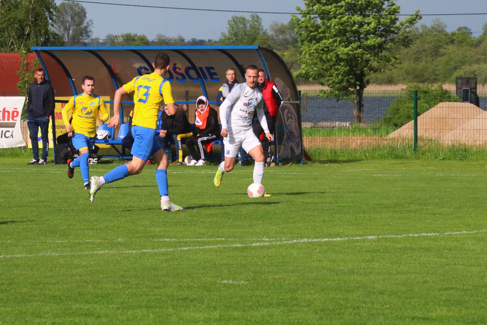 Gryf bez szans w starciu z Mewą Kunice
