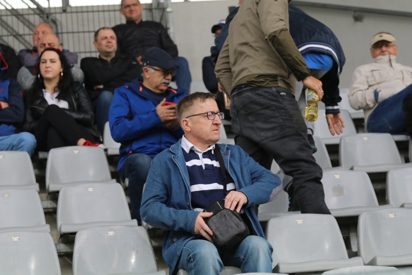 Kibice na trybunach zmotywowali Miedź do świetnej gry z ŁKSem