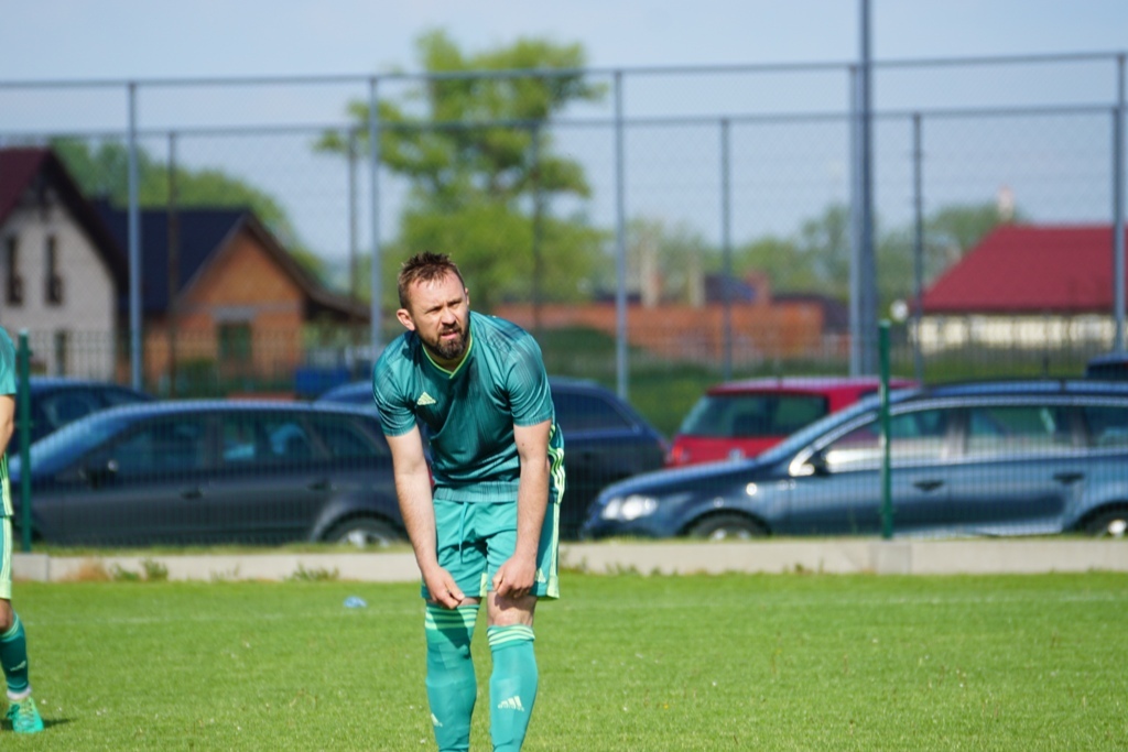 Kaczawa mimo gry w dziesiątkę  wygrywa z drużyną z Męcinki