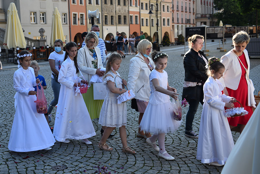 Procesja Eucharystyczna z katedry do Sanktuarium św. Jacka