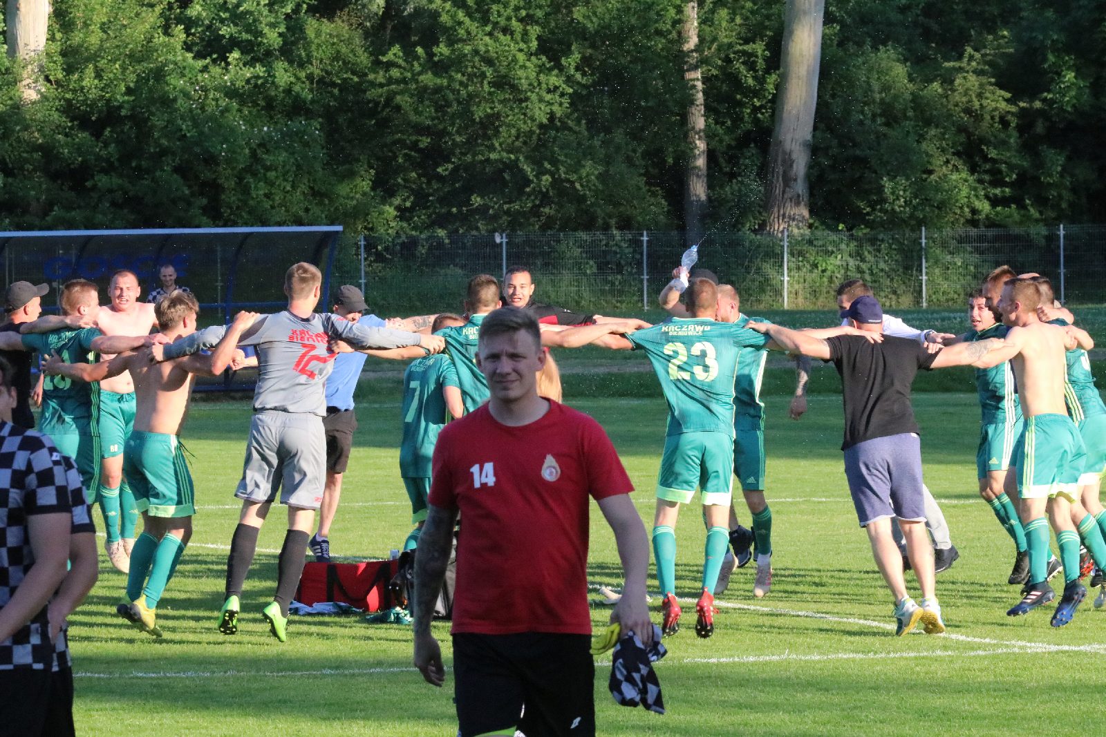 Trzy punkty zostają w Bieniowicach. Kaczawa zgasiła Płomień