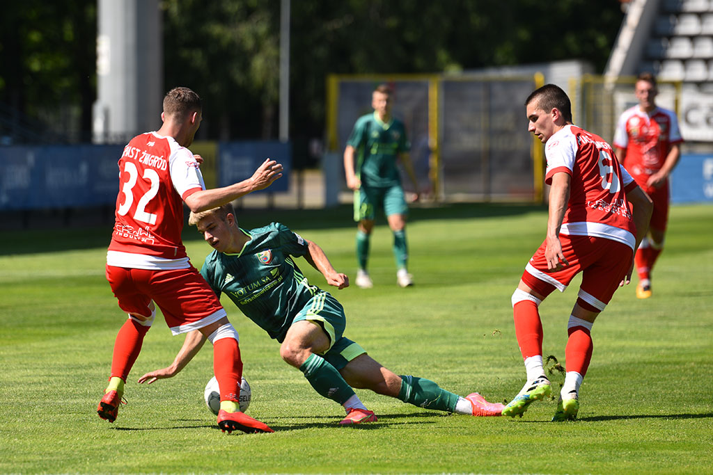 Piast Żmigród za silny dla rezerw Miedzi Legnica