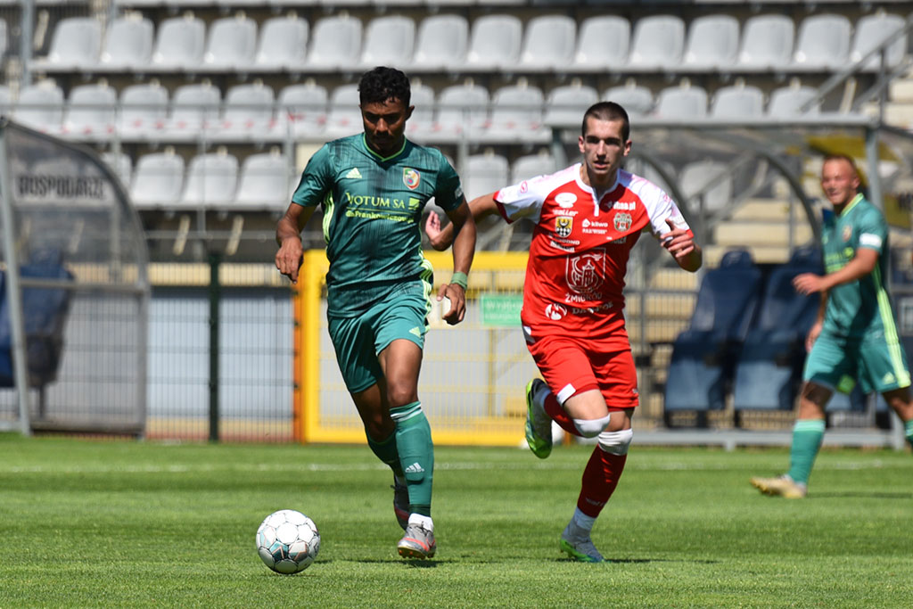 Piast Żmigród za silny dla rezerw Miedzi Legnica