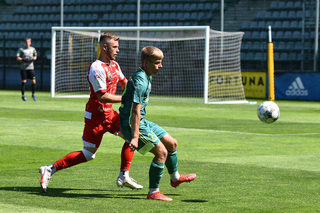Piast Żmigród za silny dla rezerw Miedzi Legnica