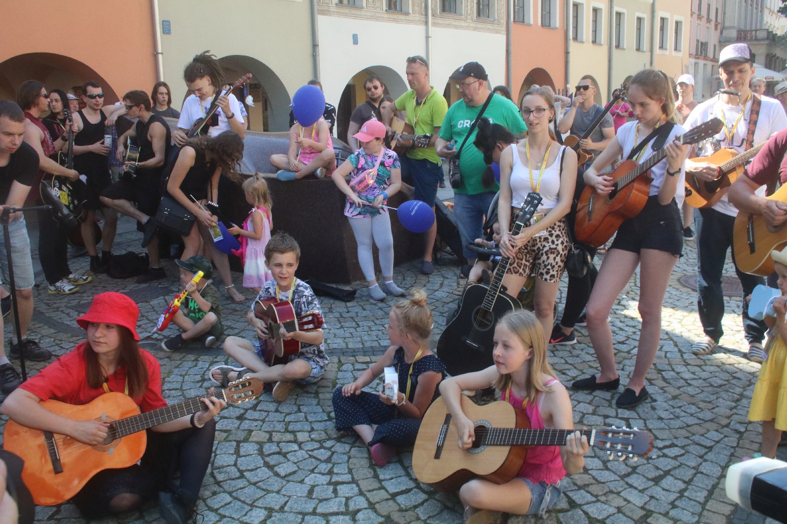 Legnica włączyła się do bicia Gitarowego Rekordu Świata