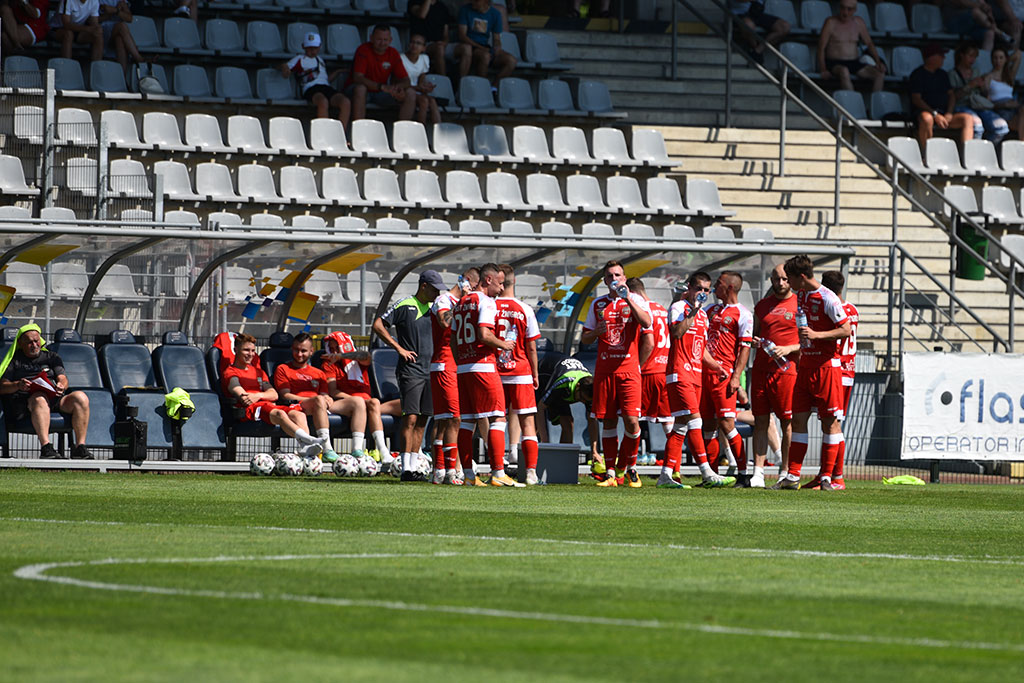 Piast Żmigród za silny dla rezerw Miedzi Legnica