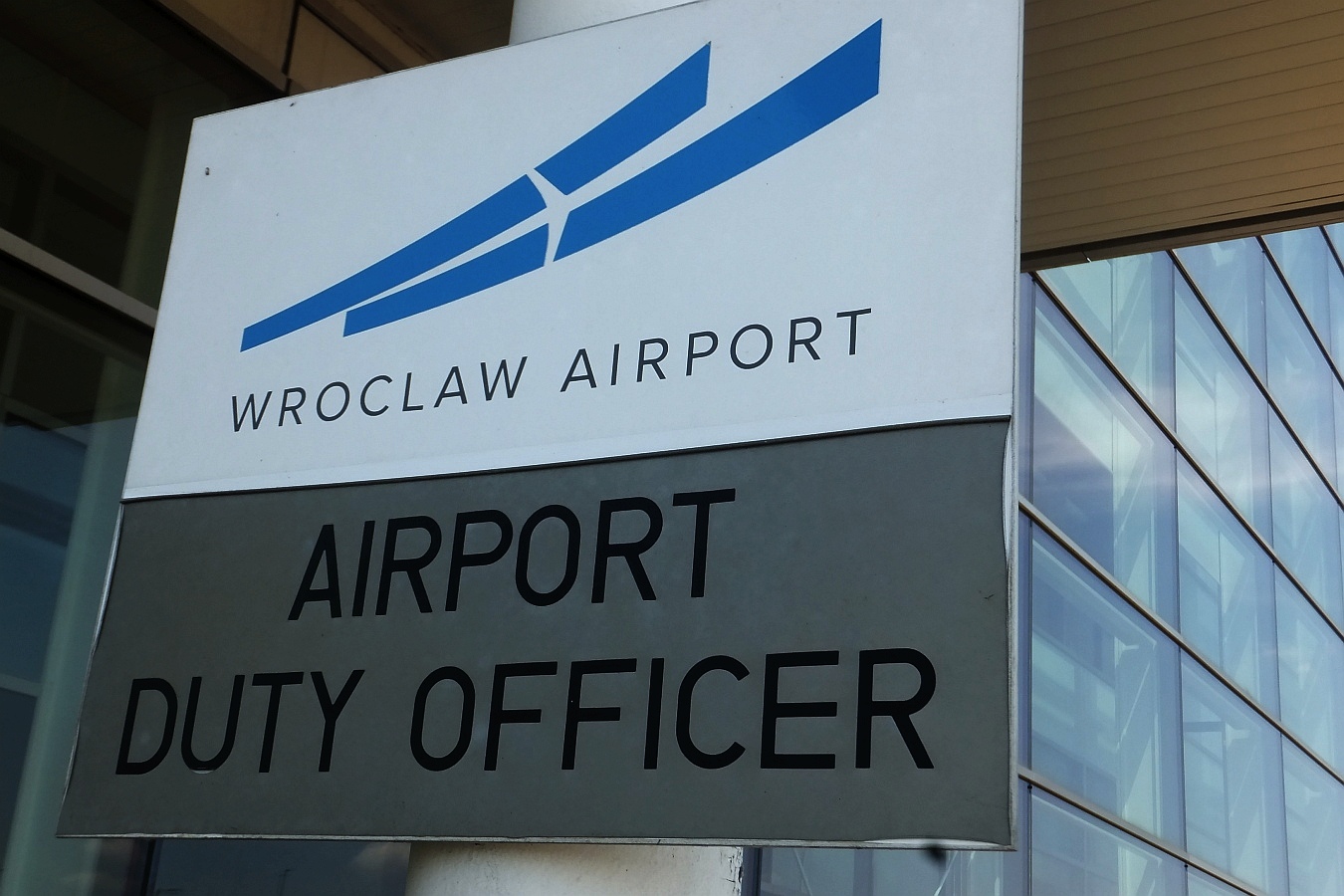 Z wrocławskiego lotniska na każdy kontynent. Są nowe połączenia