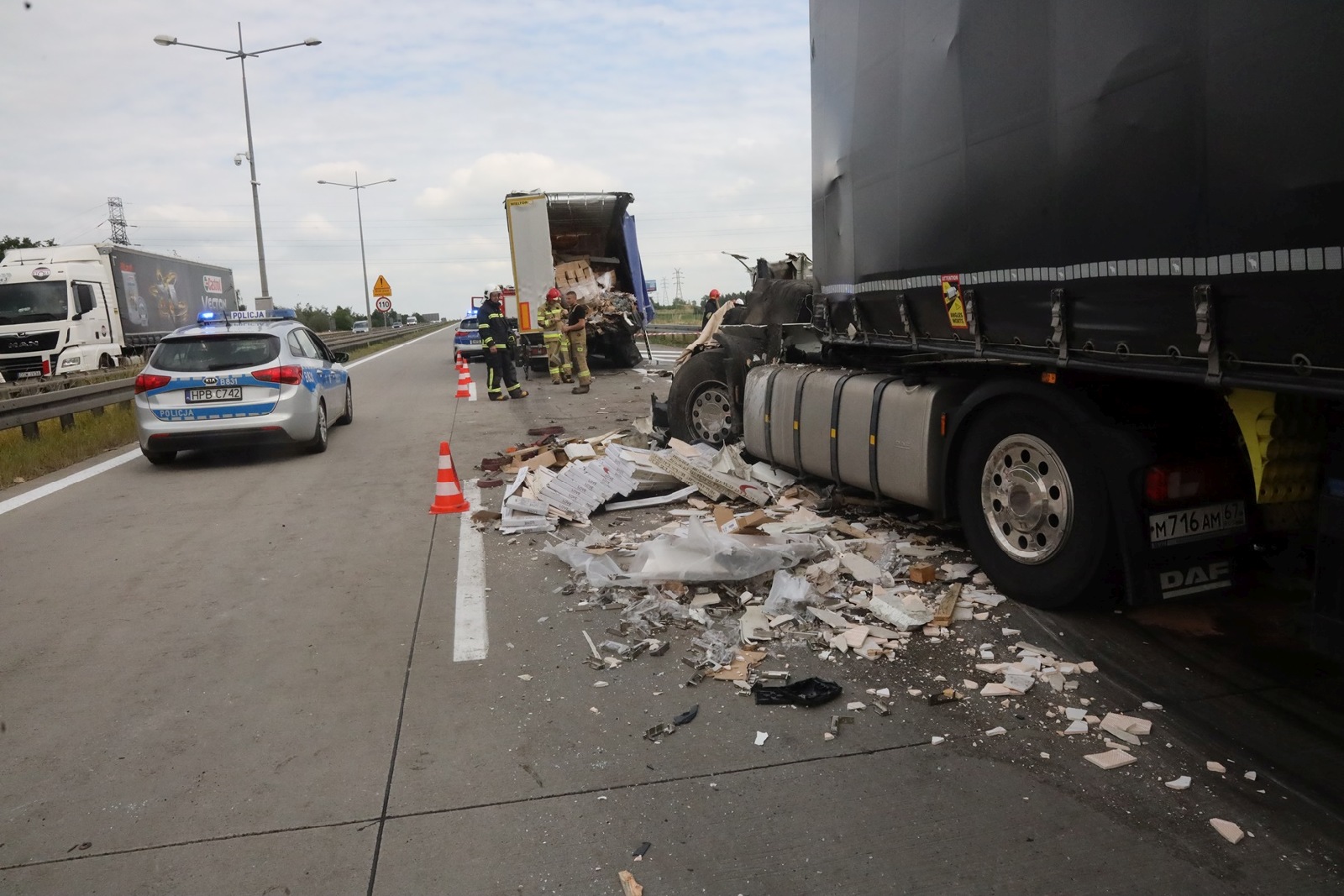 Zderzenie trzech ciężarówek na autostradzie A4