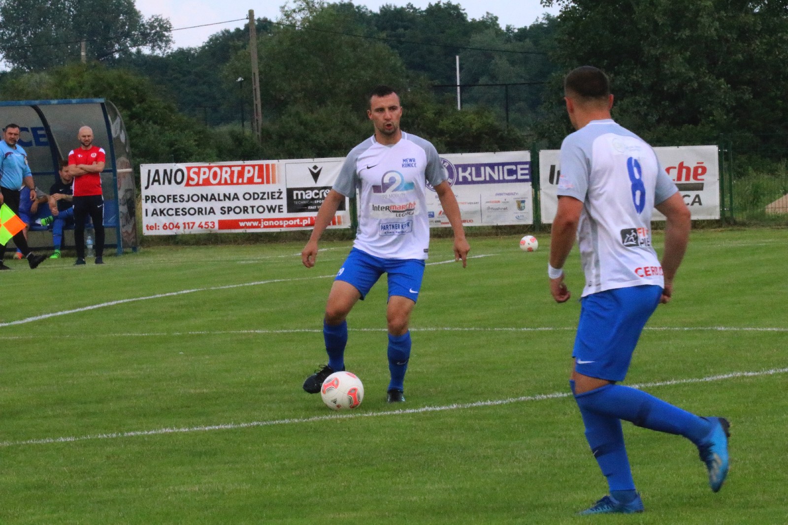 Dwie bramki Arkadiusza Cymbalisty dają remis Mewie Kunice