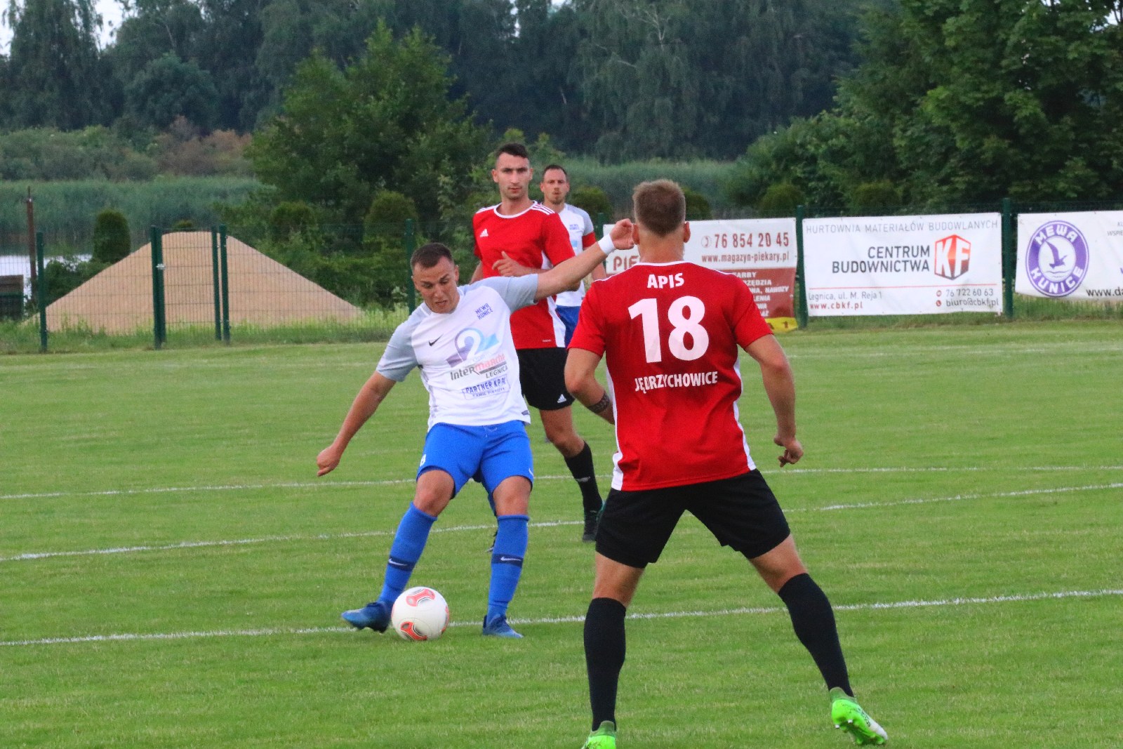 Dwie bramki Arkadiusza Cymbalisty dają remis Mewie Kunice