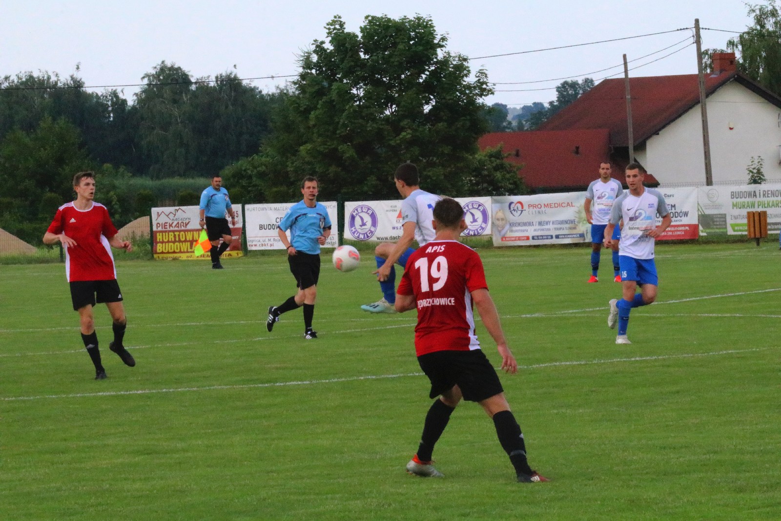 Dwie bramki Arkadiusza Cymbalisty dają remis Mewie Kunice