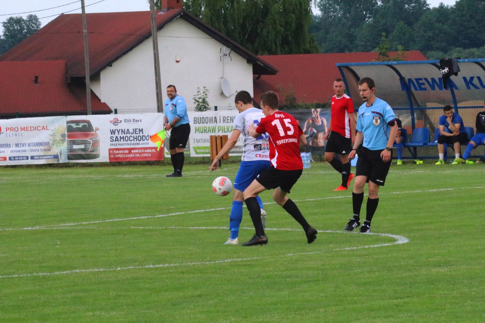 Dwie bramki Arkadiusza Cymbalisty dają remis Mewie Kunice