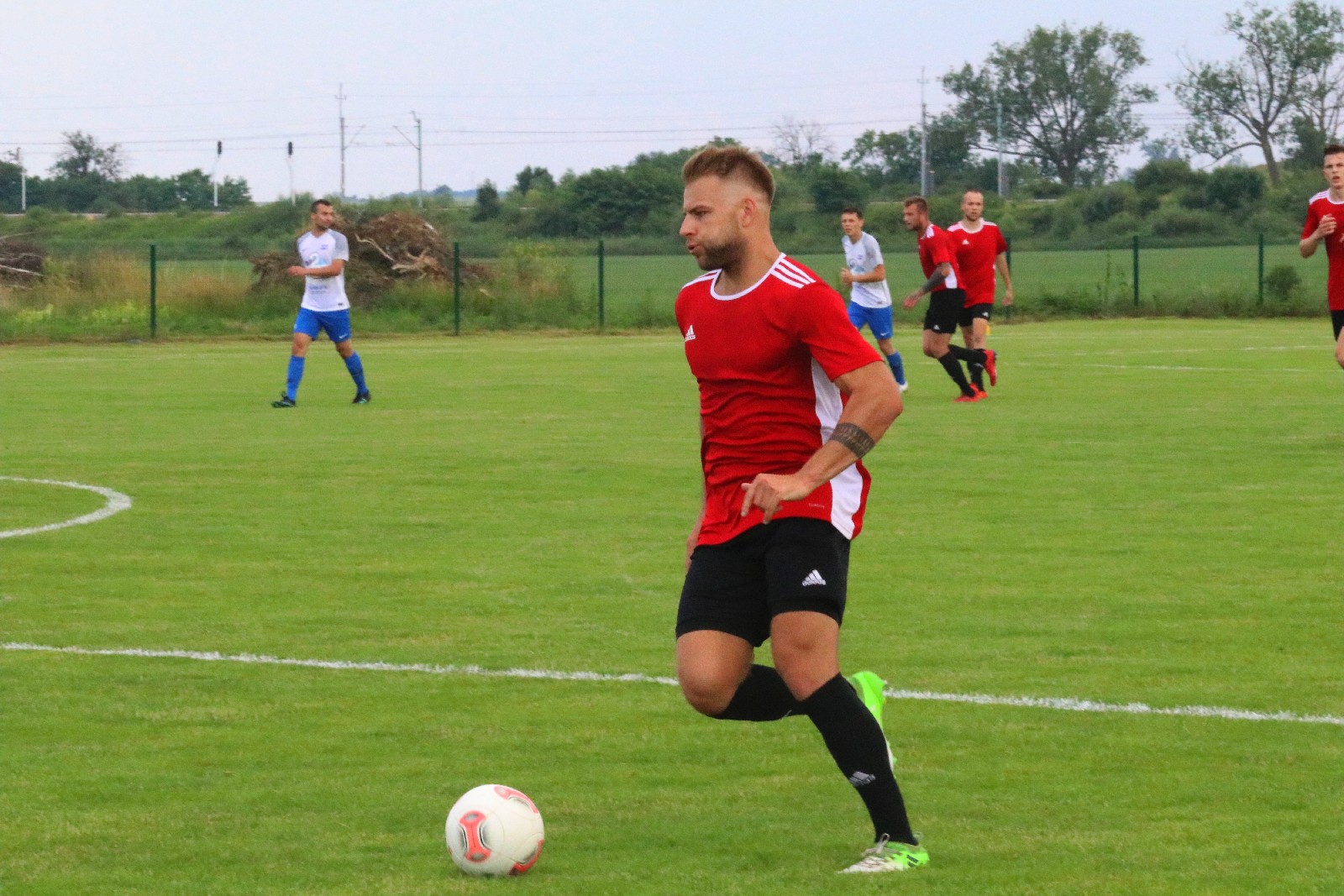 Dwie bramki Arkadiusza Cymbalisty dają remis Mewie Kunice