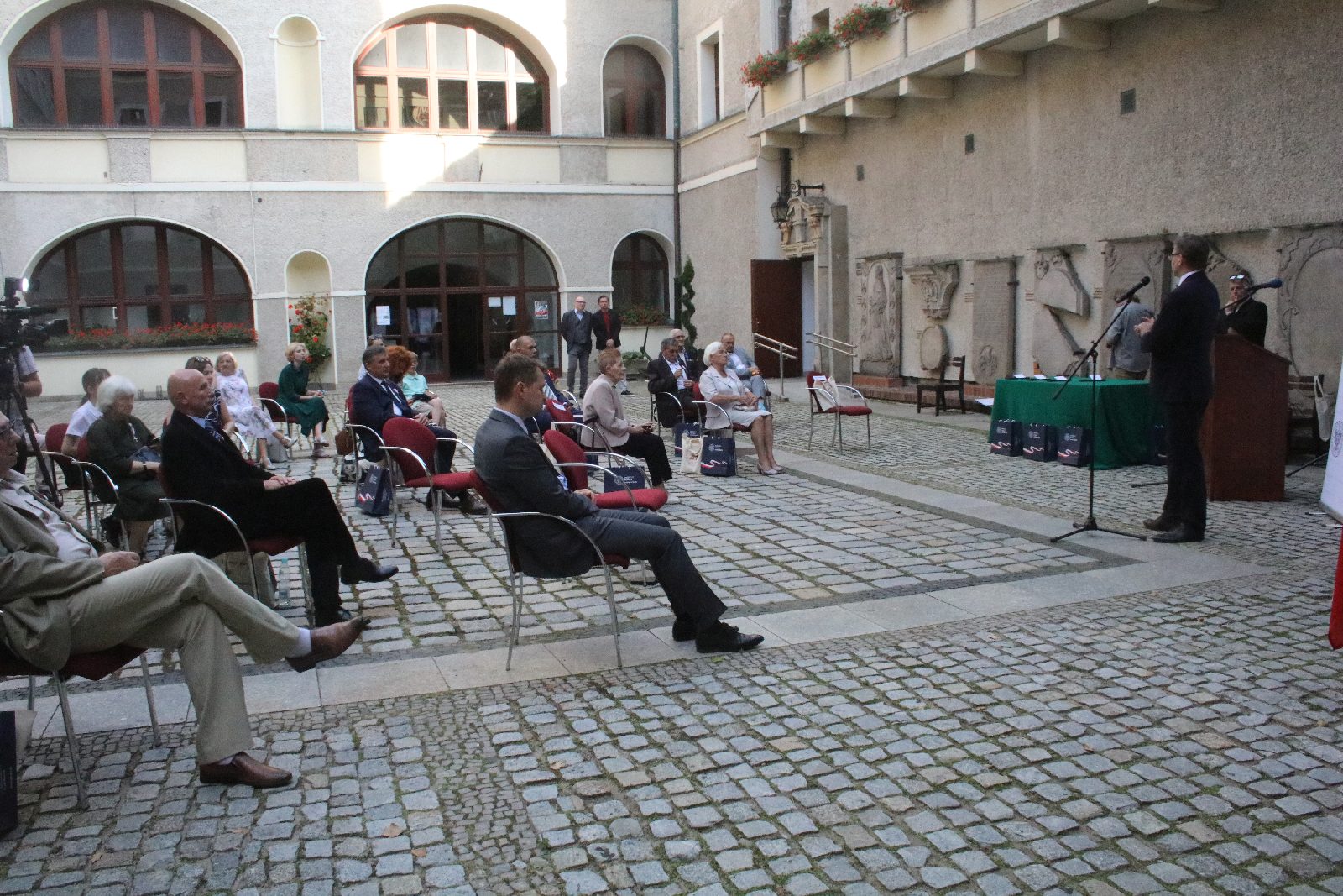 Krzyże Wolności i Solidarności dla legnickich opzycjonistów