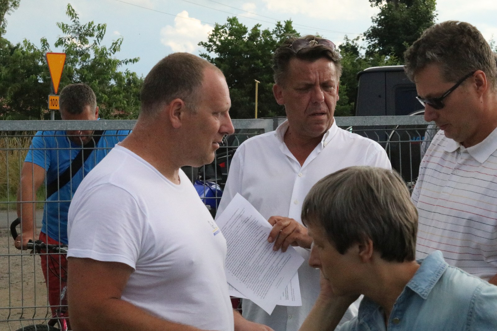 Spotkanie mieszkańców w Spalonej. Zjawiło się ponad 100 osób