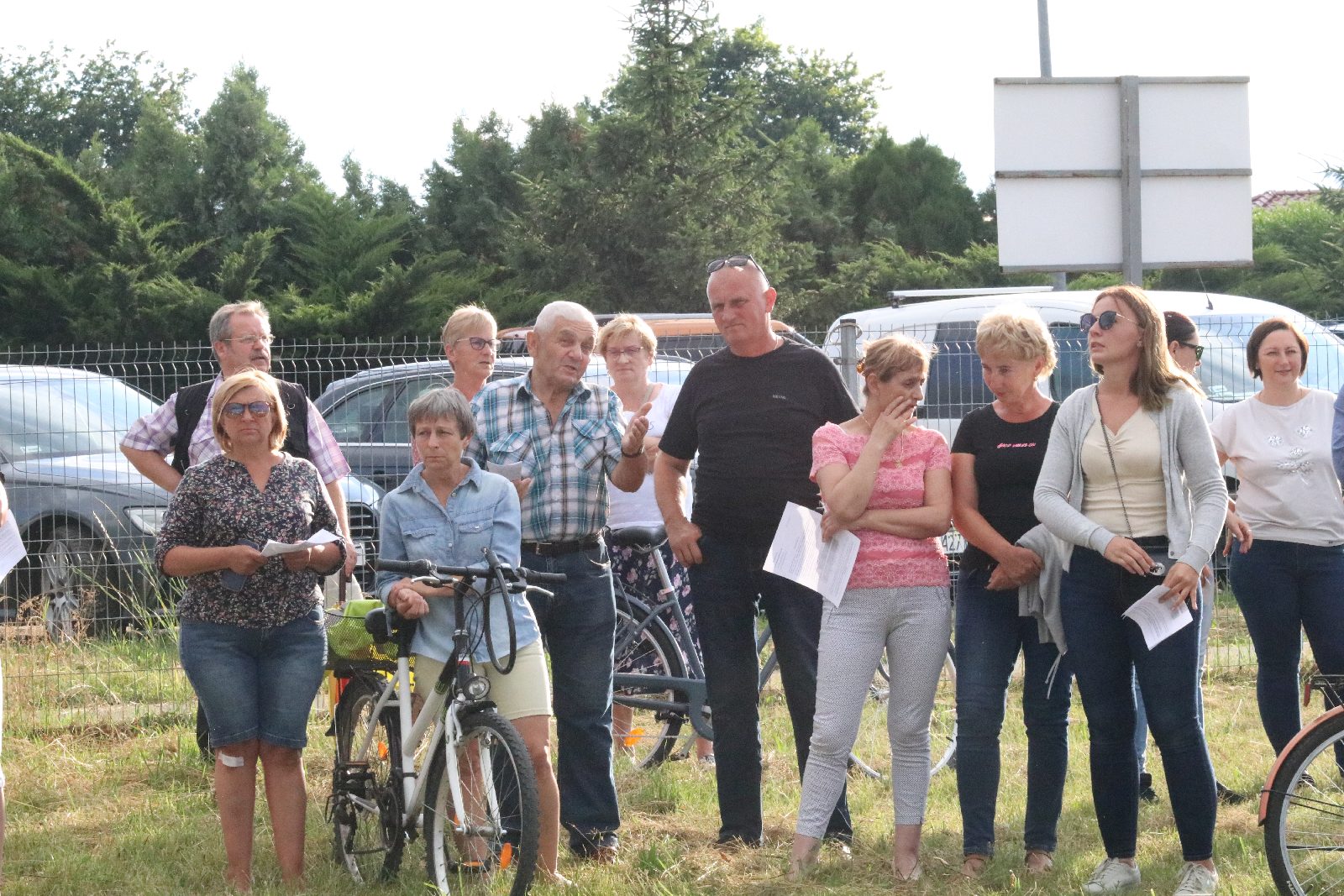 Spotkanie mieszkańców w Spalonej. Zjawiło się ponad 100 osób